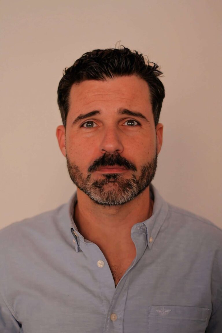 FERNANDO DOMÍNGUEZ